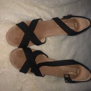 Toms 8.5 Wooden 3in. Wedge Heel